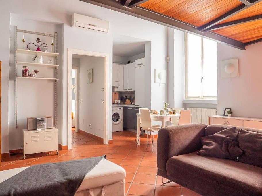 Spazioso Loft Imbonati6 ميلان المظهر الخارجي الصورة